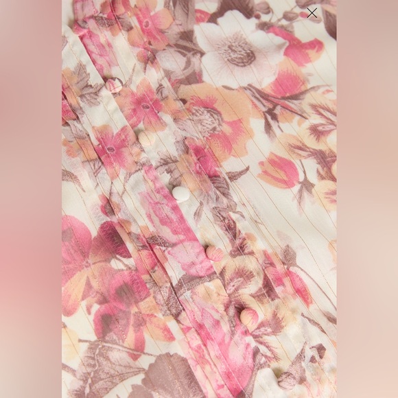 Floral Frilled Neck Blouse, item 3010336-1219, size L NWT - Picture 11 of 12